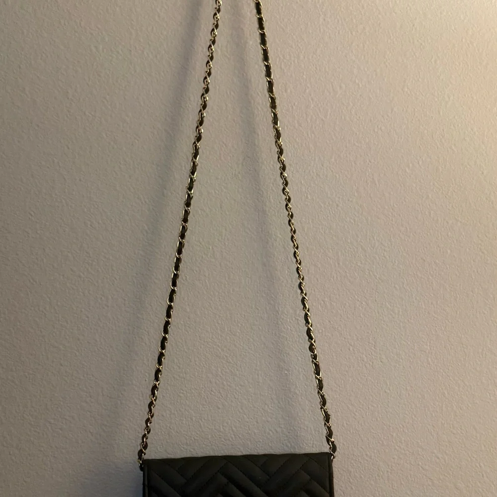 bebe Black Quilted Crossbody Bag